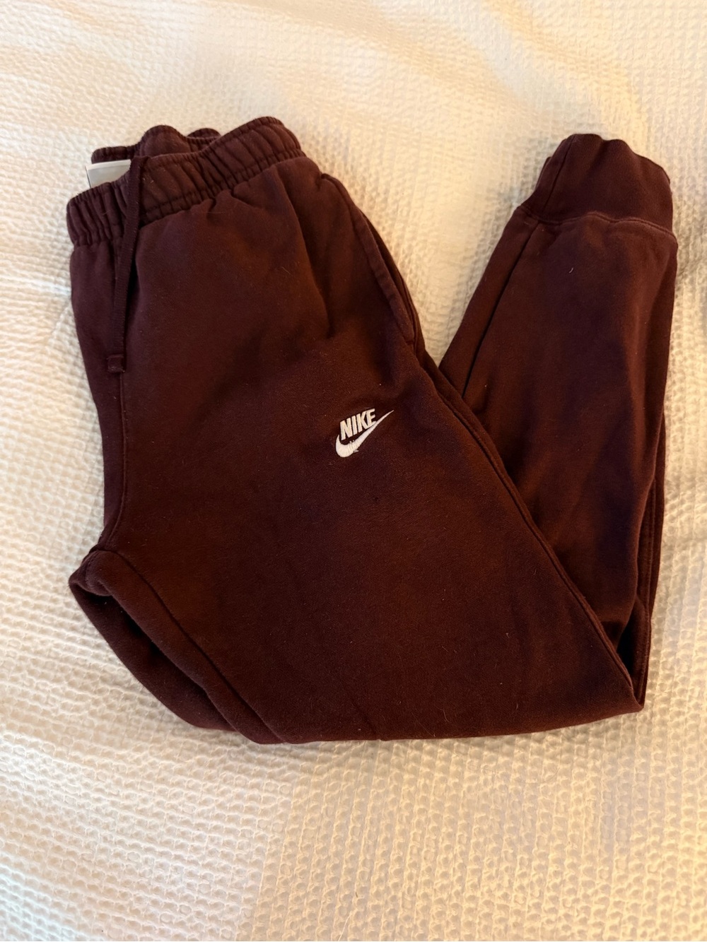 Nike Men’s Maroon Jogger Sweatpants